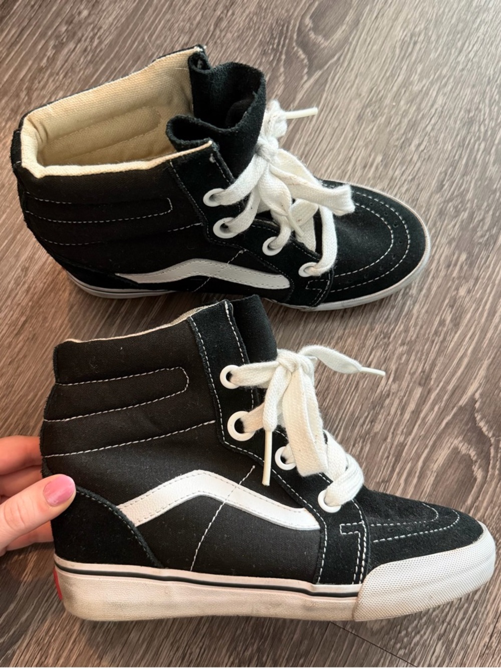 Vans SK8-HI Wedge Sneaker in Black/White